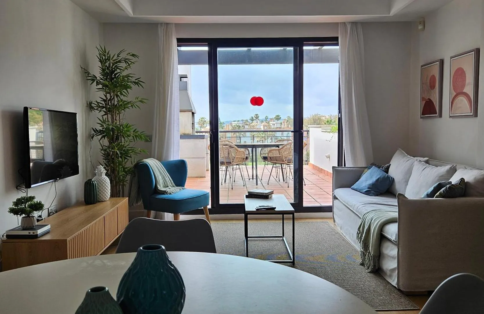 Atico Al Lado Del Mar Con Jacuzzi Apartment Bahia de Casares