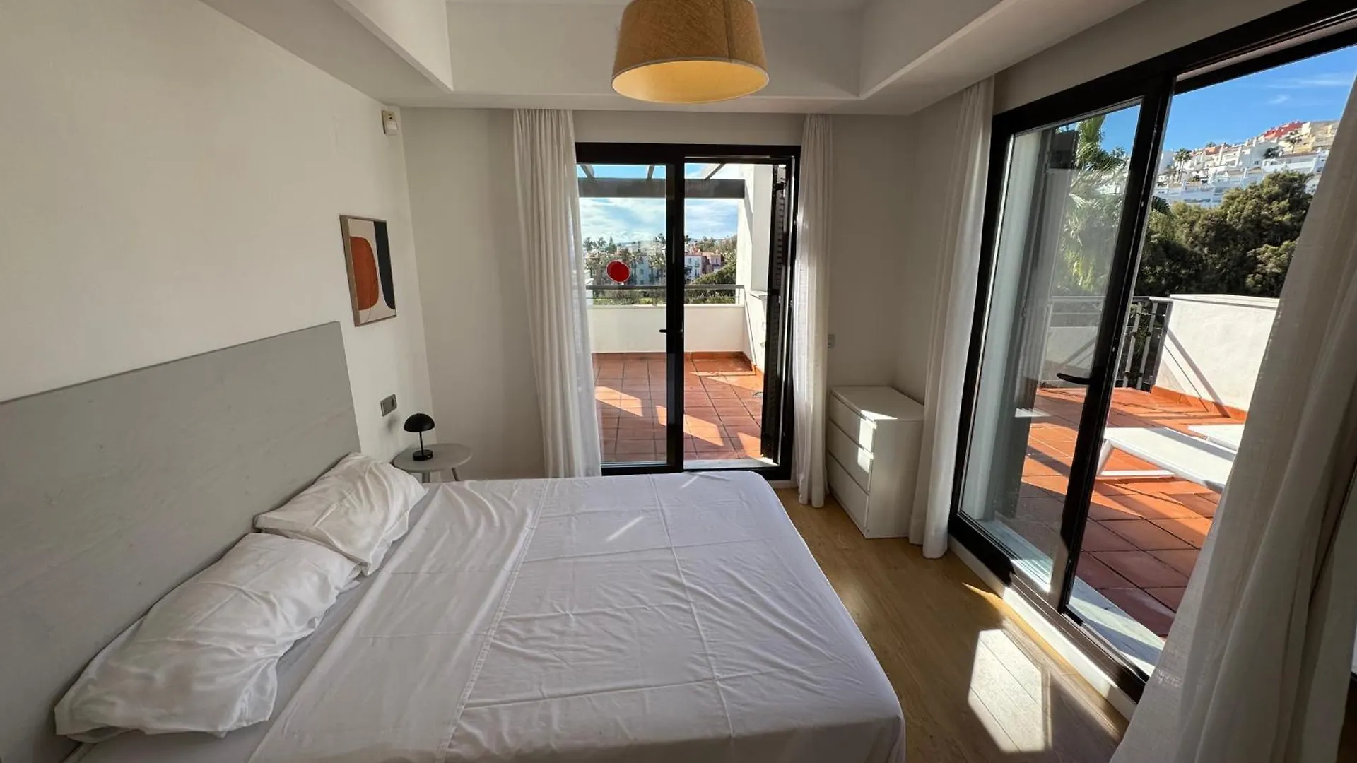 Atico Al Lado Del Mar Con Jacuzzi Apartment Bahia de Casares