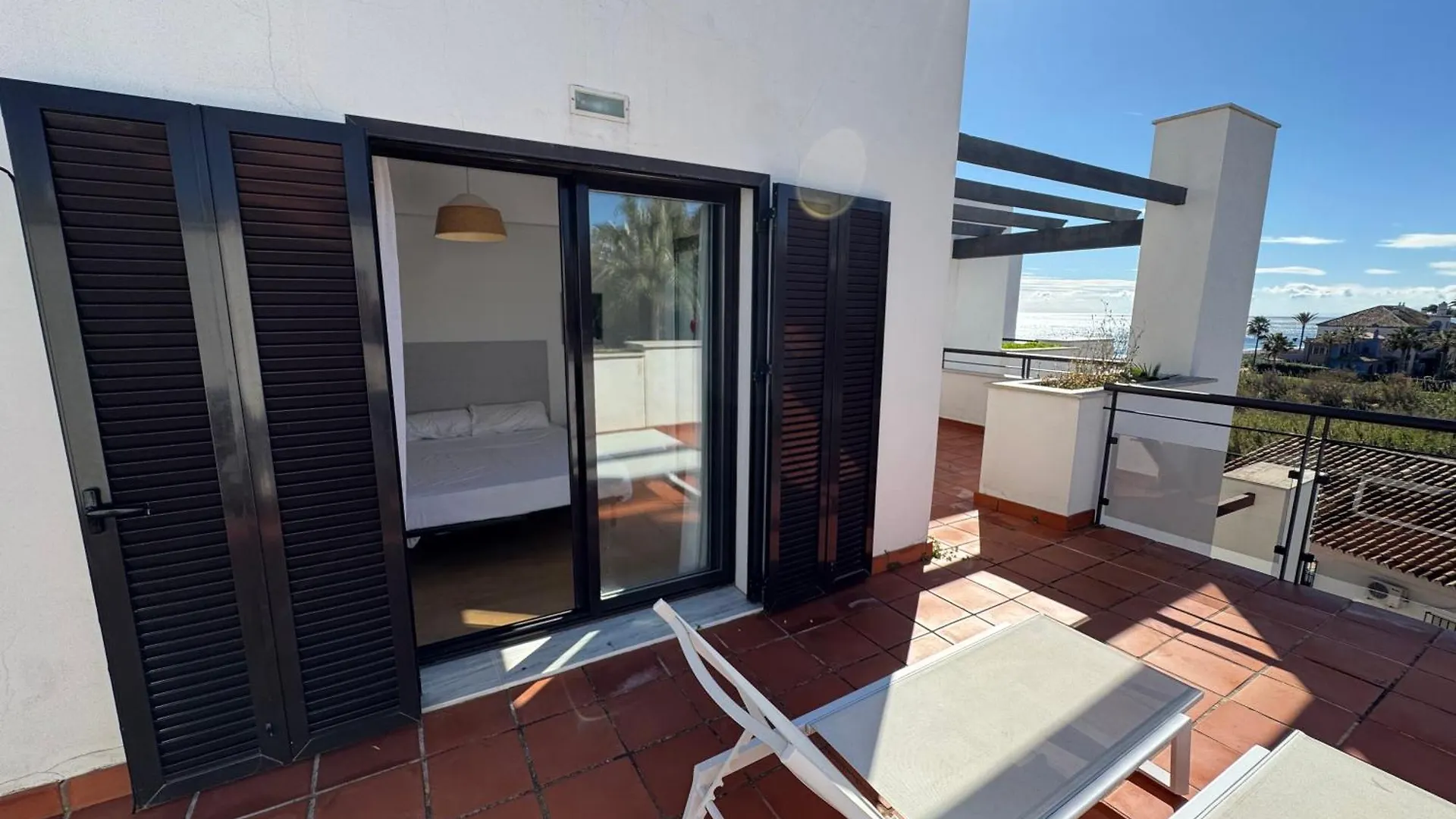 Atico Al Lado Del Mar Con Jacuzzi Apartment Bahia de Casares Spain